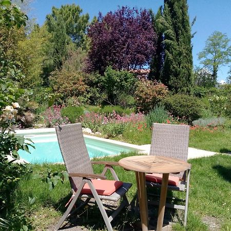 Les Passiflores Roussillon en Isere Exterior foto