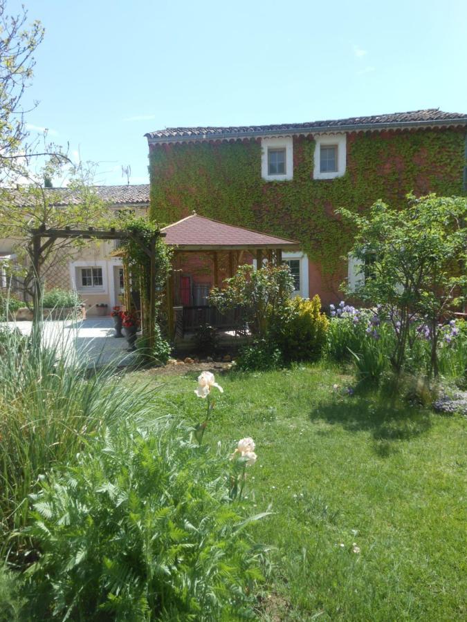 Les Passiflores Roussillon en Isere Exterior foto