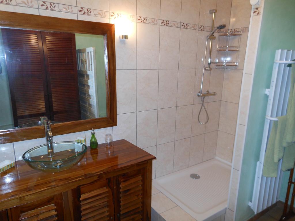 Les Passiflores Roussillon en Isere Habitación foto